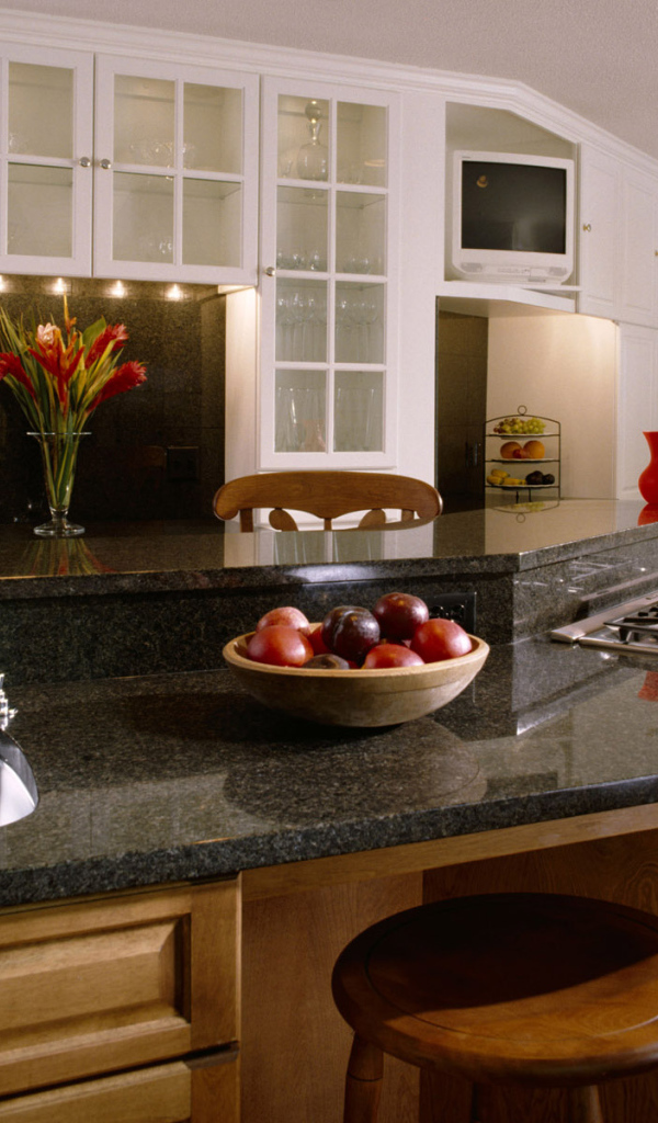 Просторная кухня