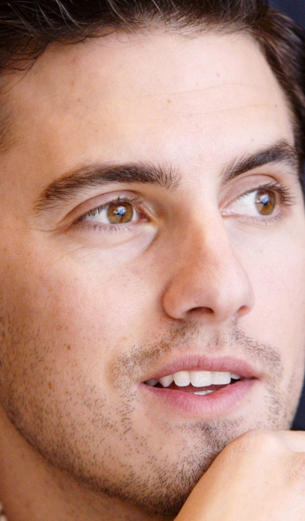 Питер Петрелли / Мило Вентимилья