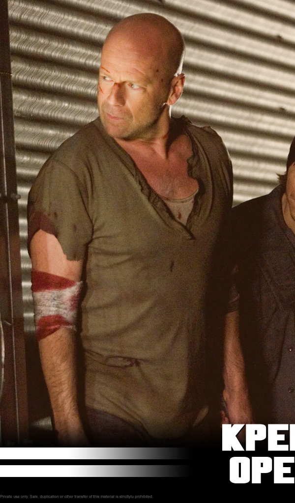 Крепкий орешек 4.0 / Die Hard 4.0