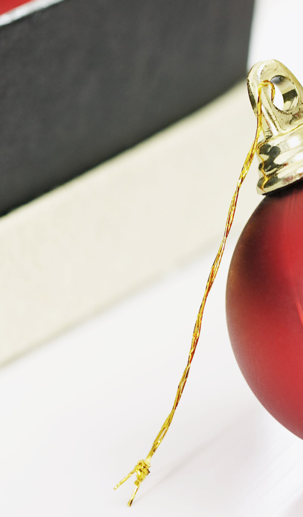 Украшение елки на Новый Год