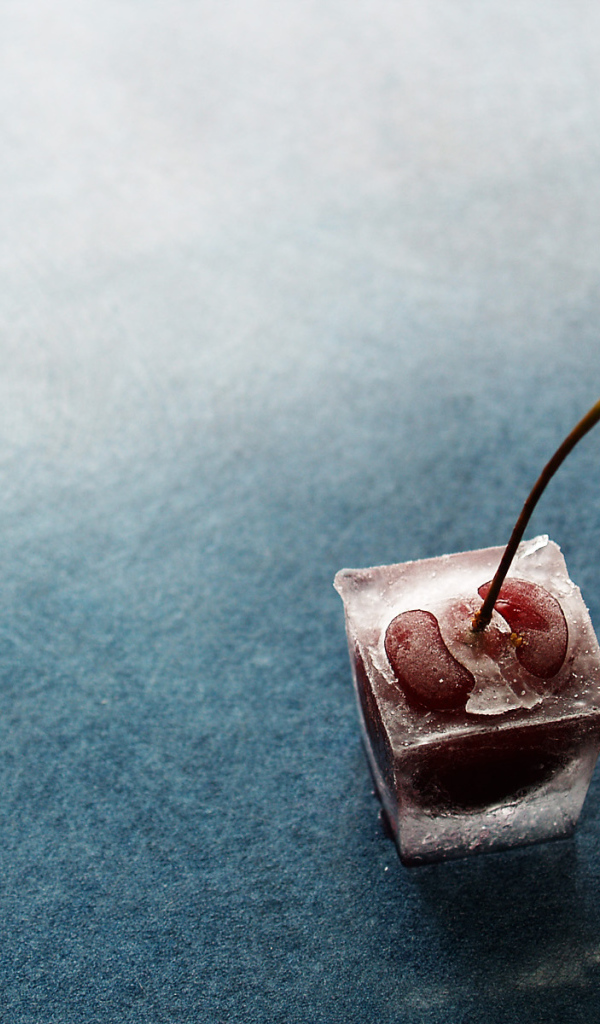 Вишня во льду