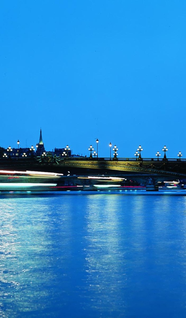 Вечерний Париж