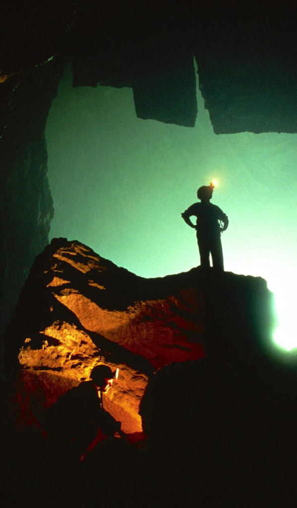 Пещера потерянного мира