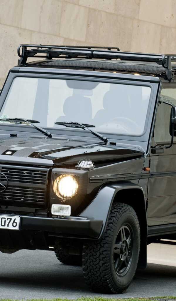 Внедорожник Mercedes