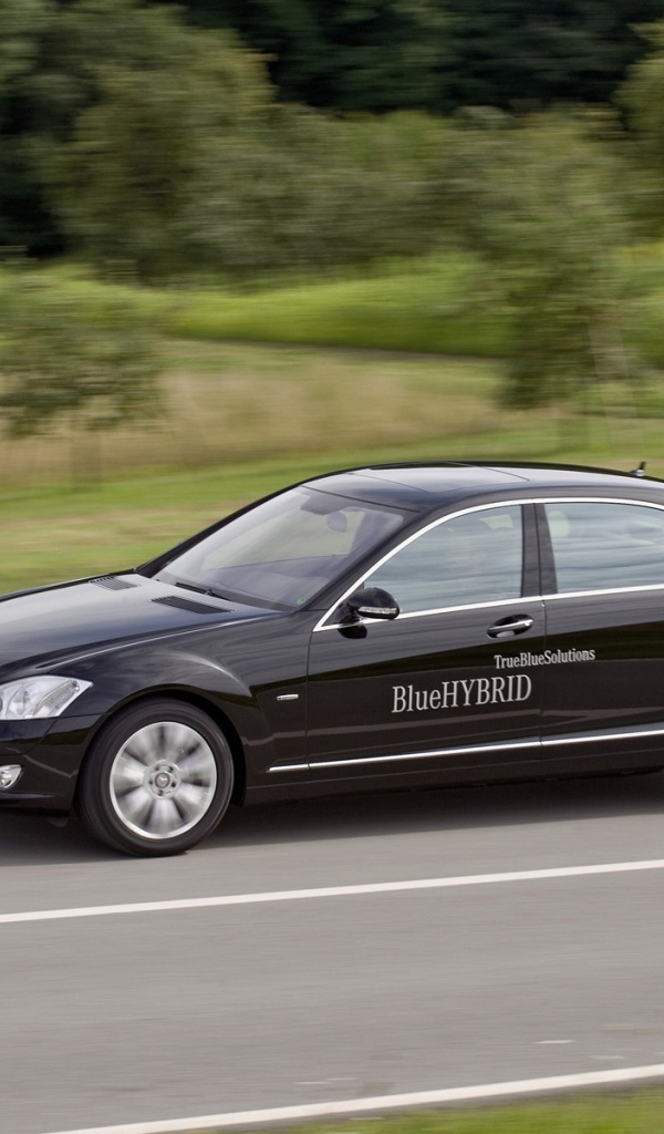 Респектабельный Mercedes