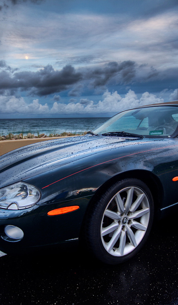 Кабриолет у моря