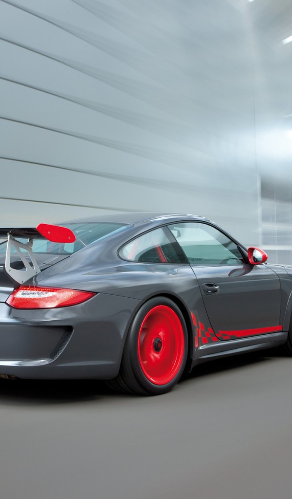 Спортивная иномарка