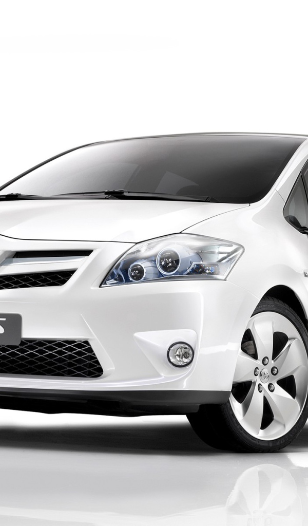 Toyota Auris HSD гибрид