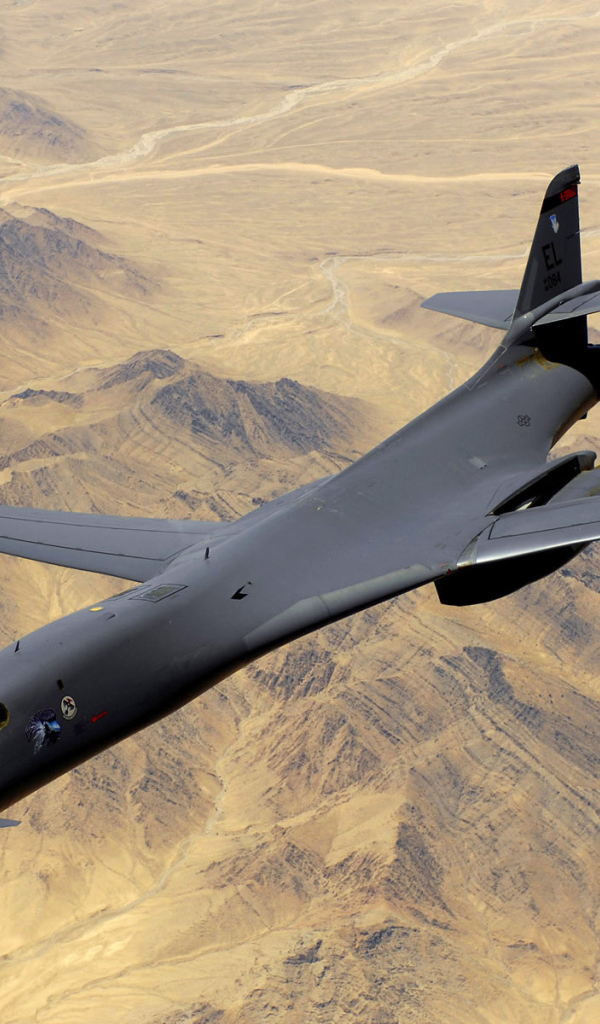 Самолет над пустыней