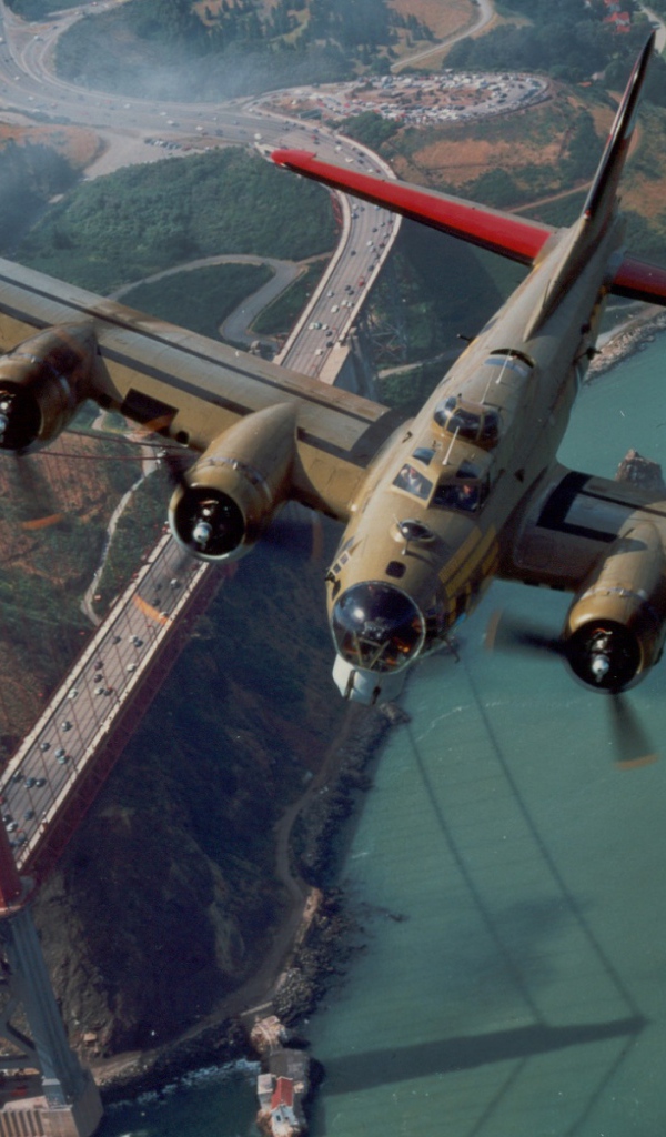 Полет над Золотыми Воротами