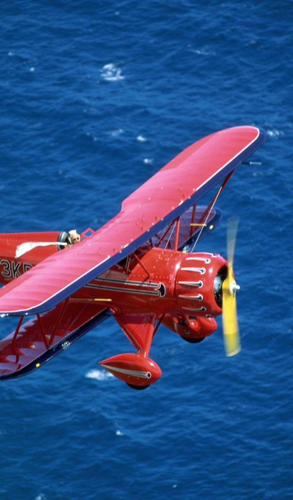 Полет над водой