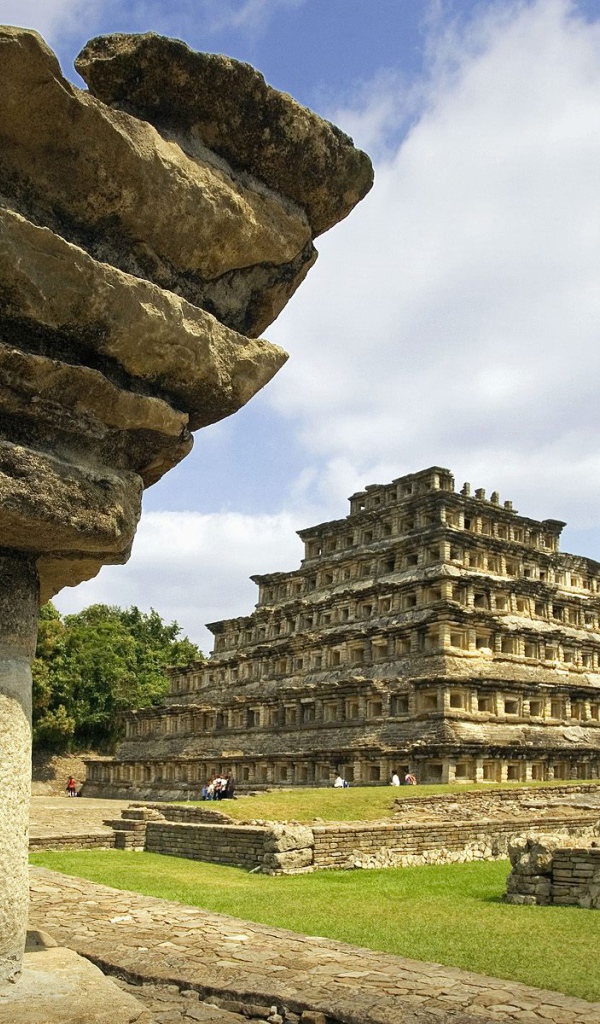 Сооружения исчезнувших цивилизаций