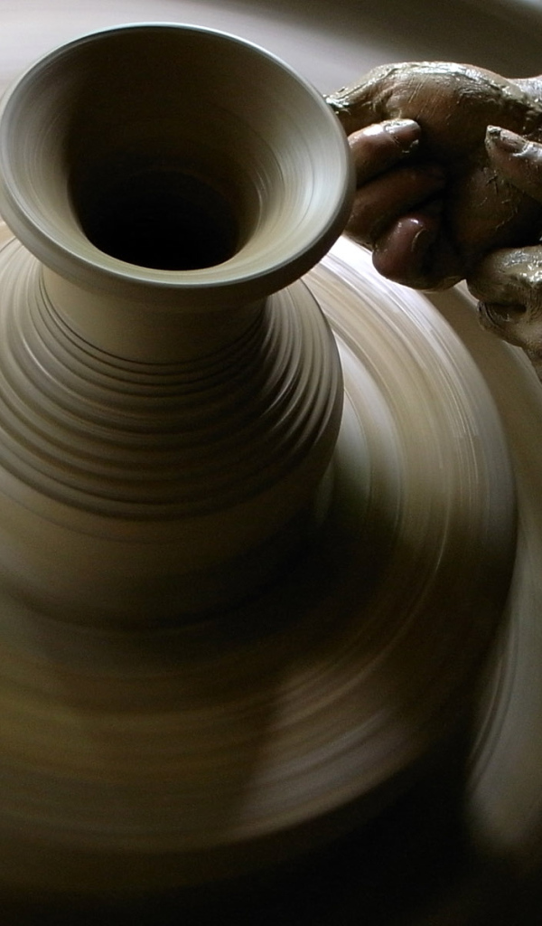 Кувшин из глины