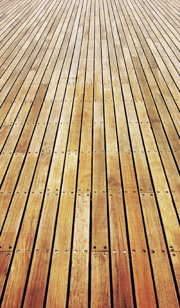 Деревянный пол