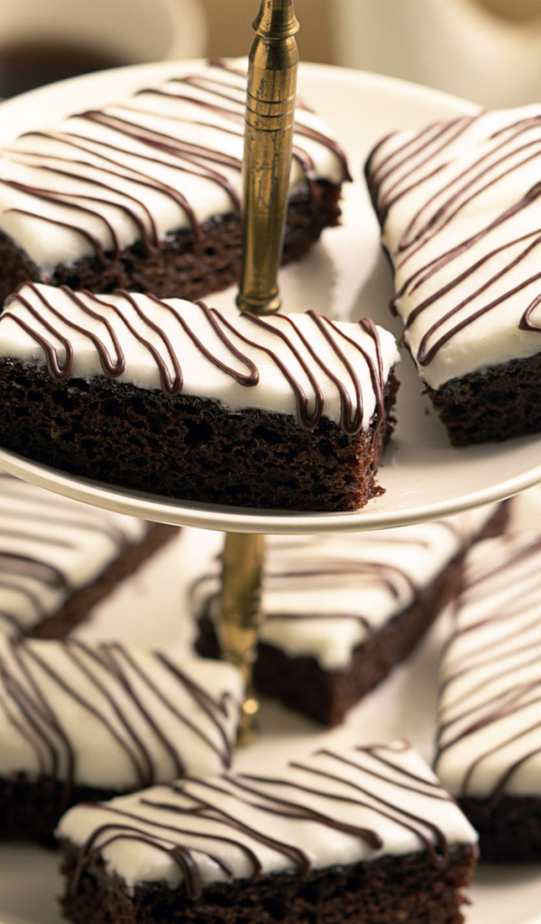 Шоколадное пирожное