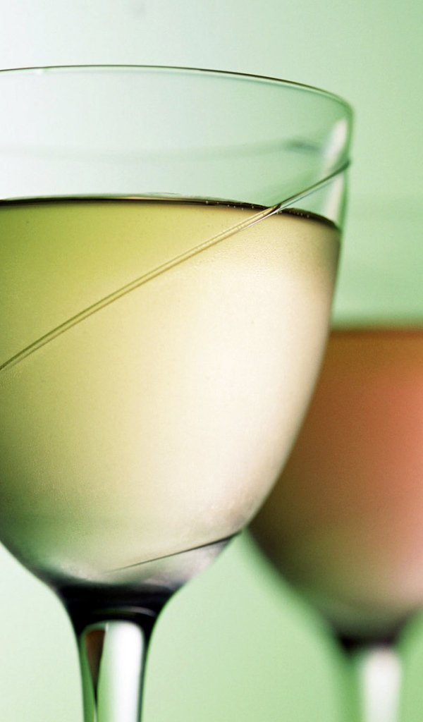 Бокалы вина