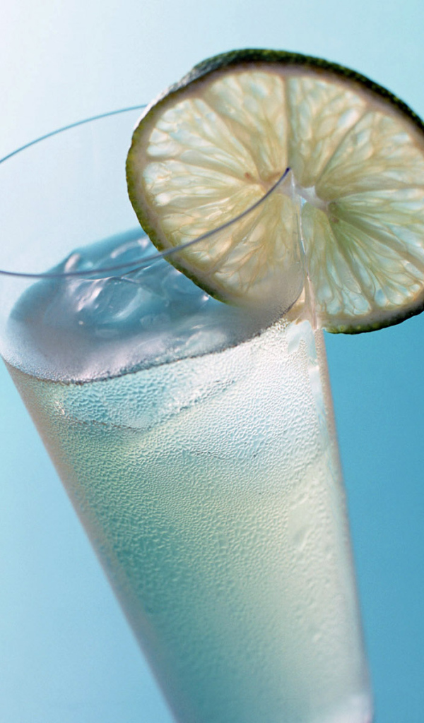 Прохладный напиток