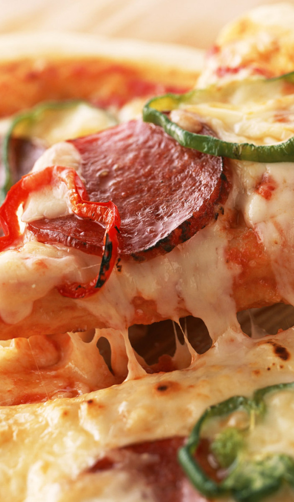 Пицца с зеленым перчиком