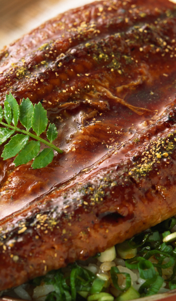 Рыба приправленная луком