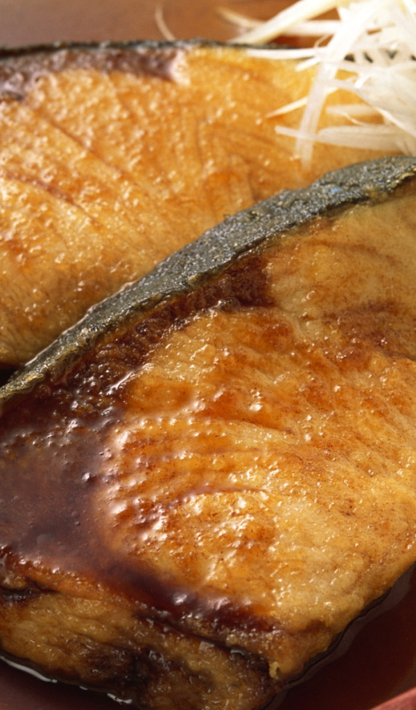 Два кусочка мяса