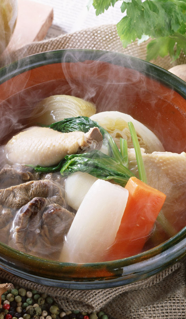 Уха с куриными ножками