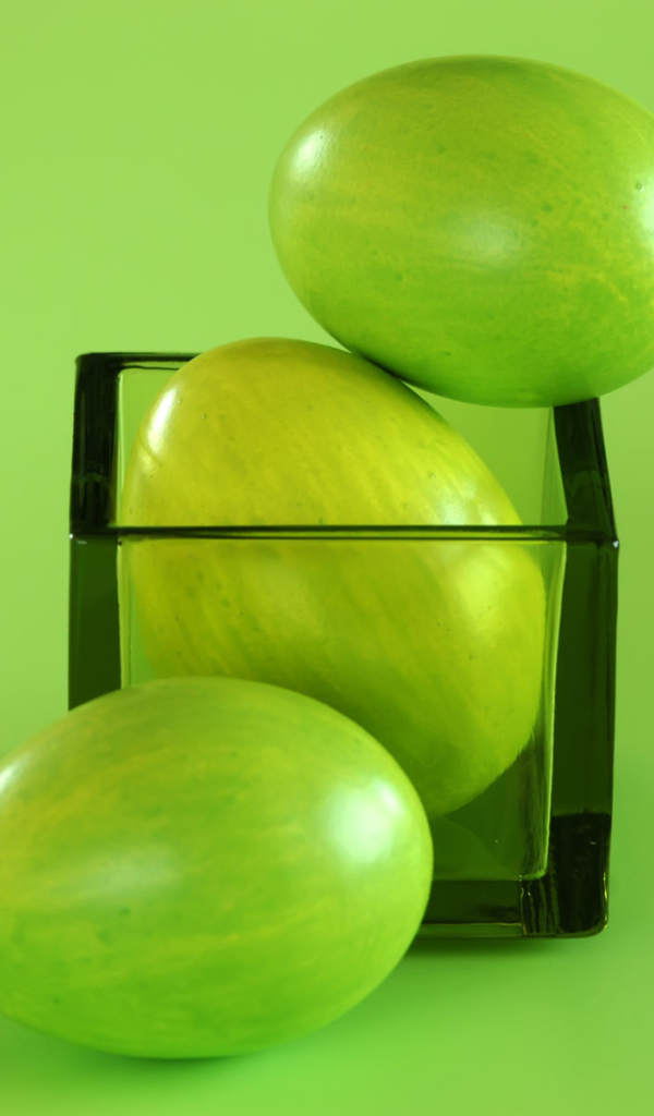 Праздничные пасхальные яйца