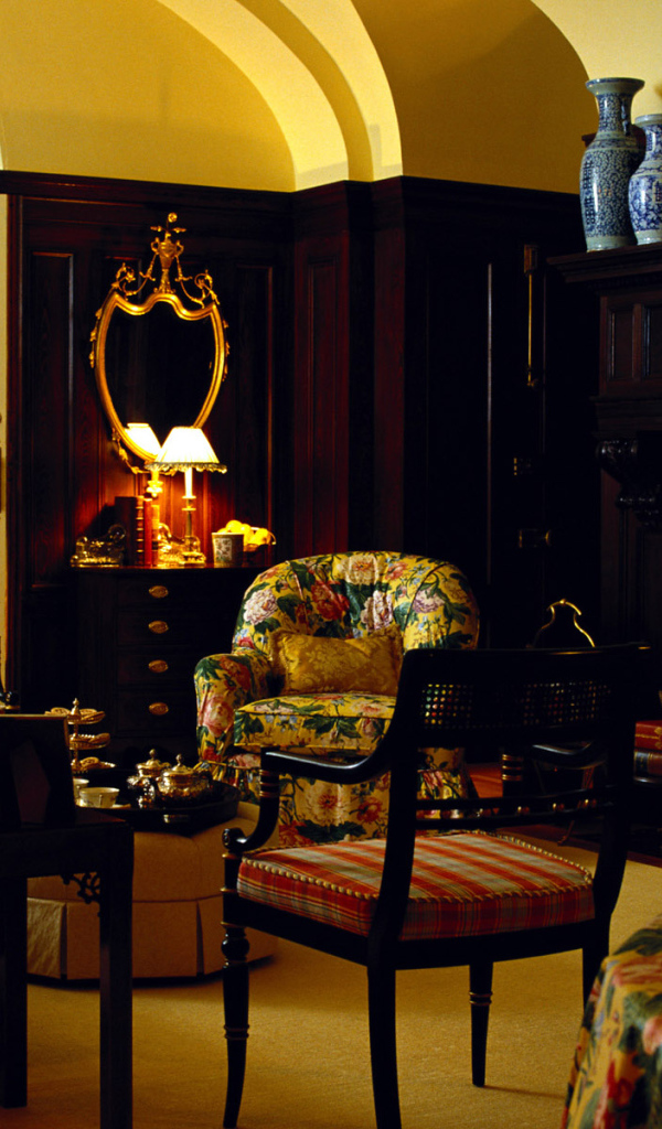 Каминная комната с выходом на террасу