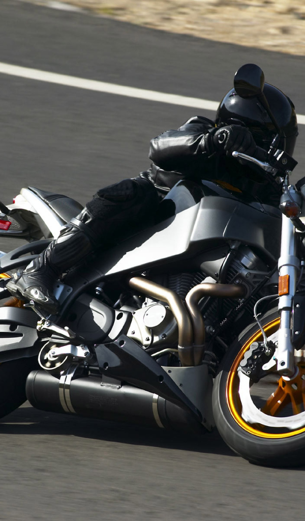 Спортивный мотоцикл