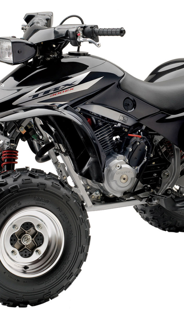 Черный Байк Honda квадроцикл