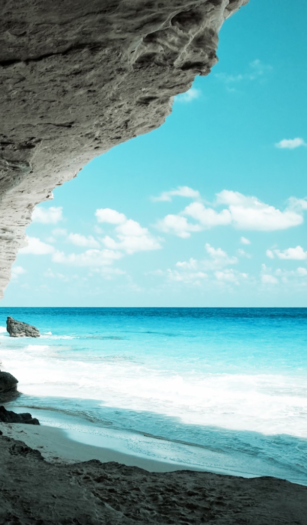 Красивое голубое море