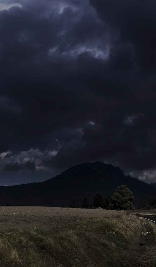 Темные облака