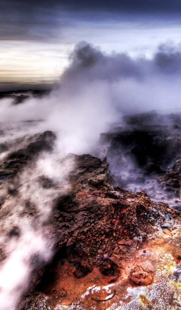 Активный вулкан