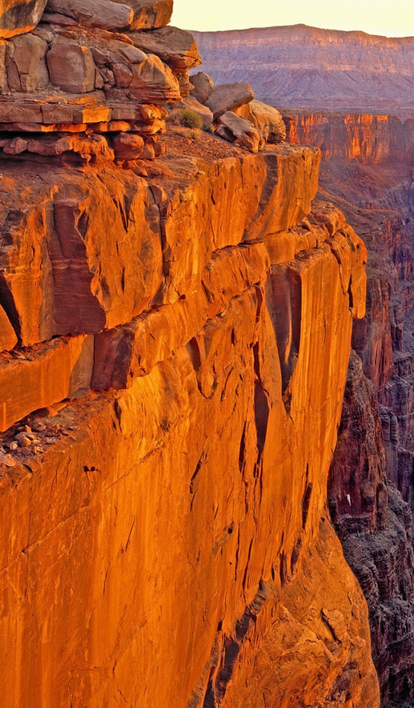 Крутой обрыв