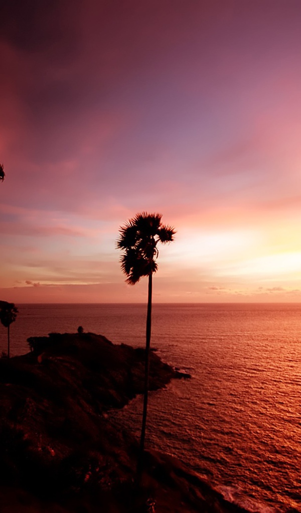 Красивый закат на горизонте