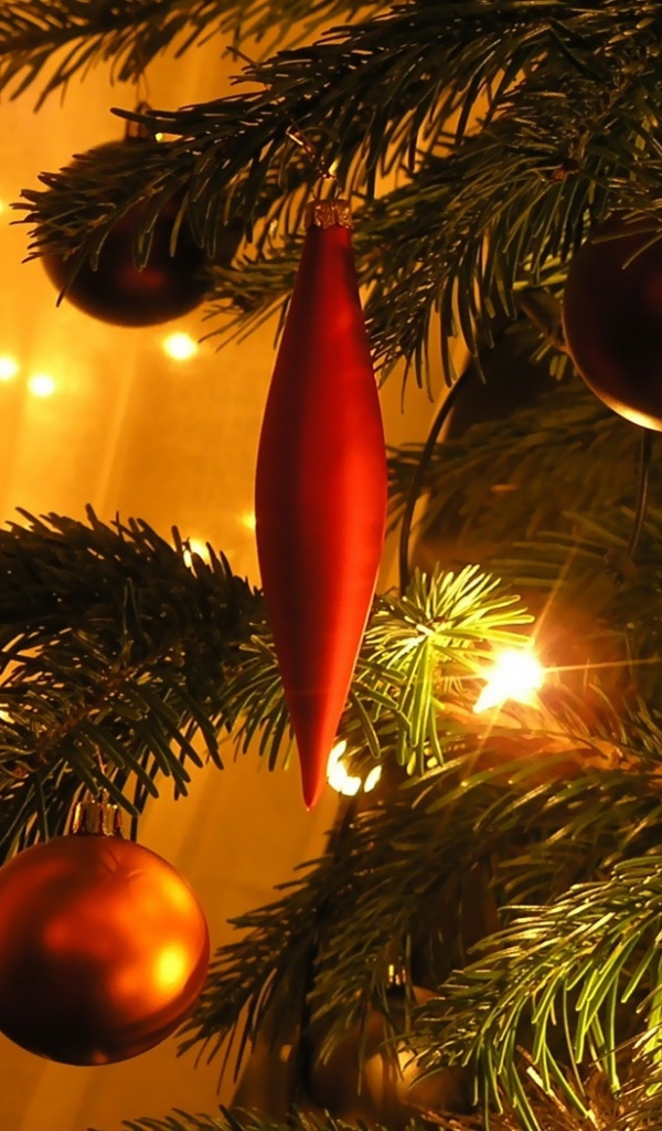 Нарядная елка