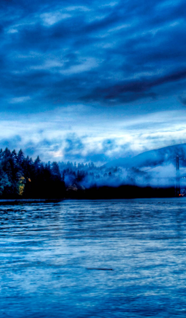 Голубая вода