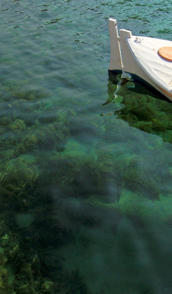 Рыбацкая лодка