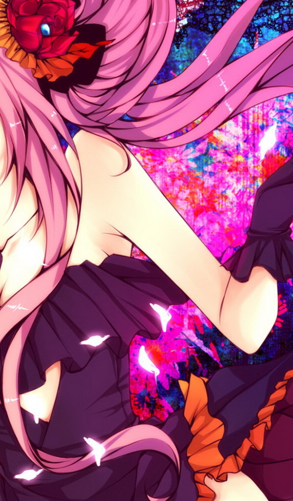 Девушка в вечернем платье