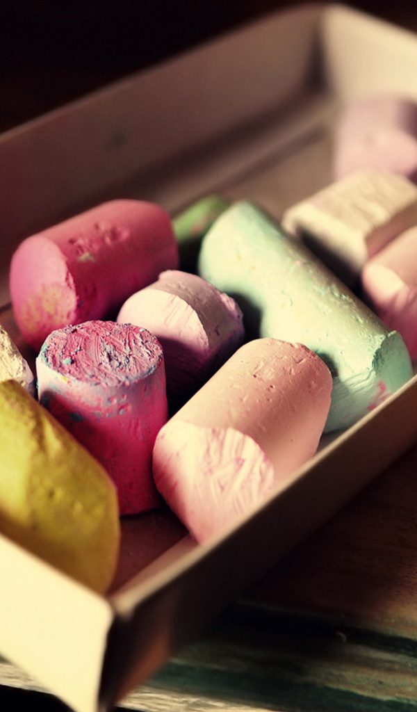 Коробка с мелками