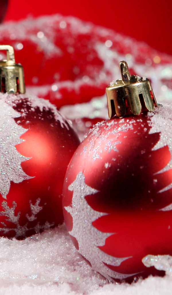 Шары со снегом