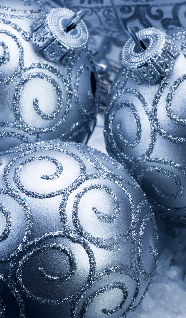 Красивые шарики на елку