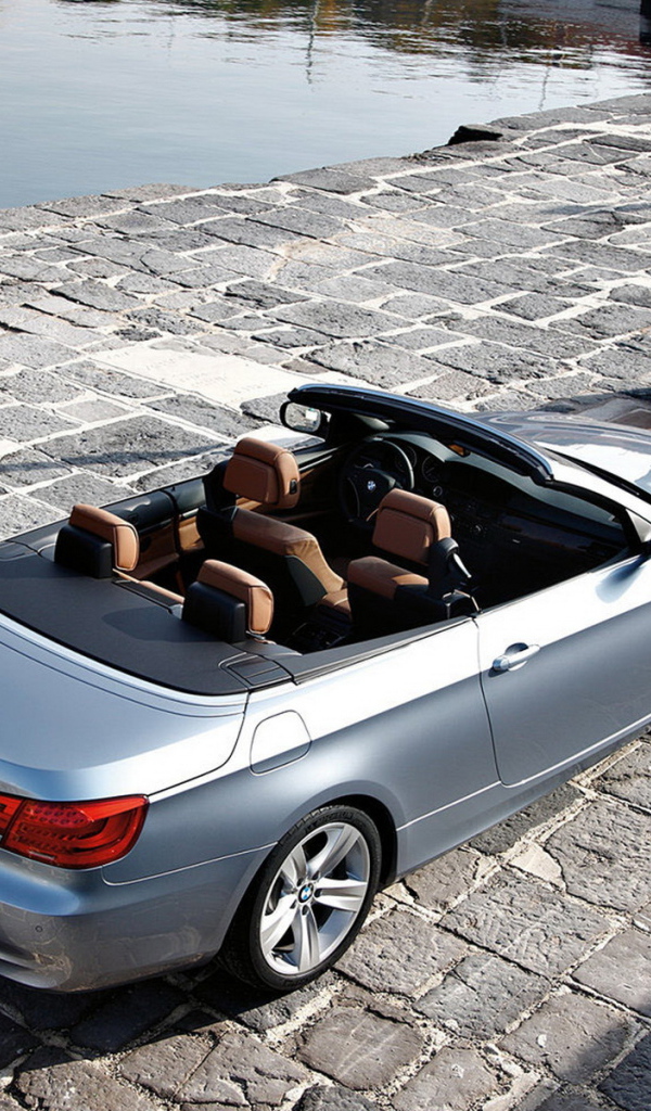 BMW-3-Series Convertible 2011