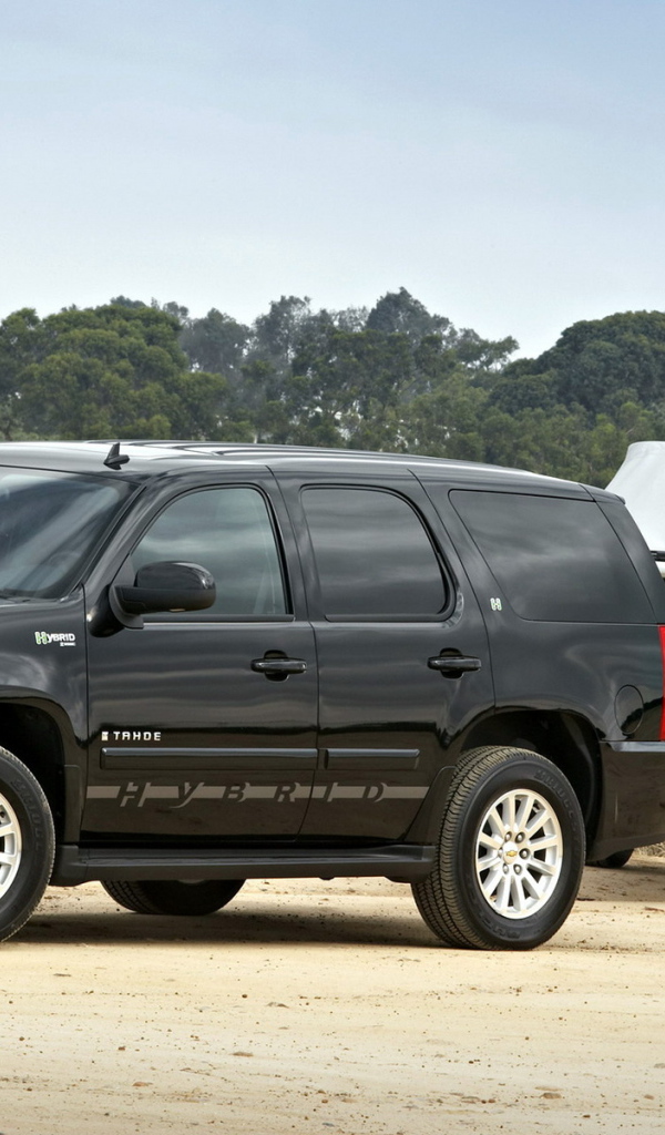 легендарный внедорожник Шевроле Тахо Гибрид