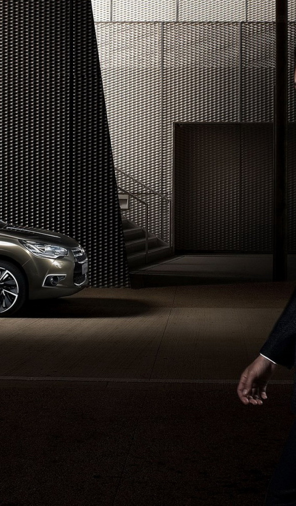 Ситроен DS4 2012