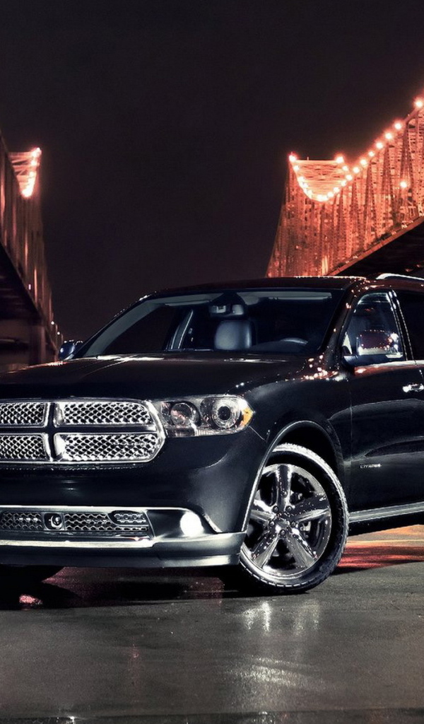 Додж Дуранго в ночи