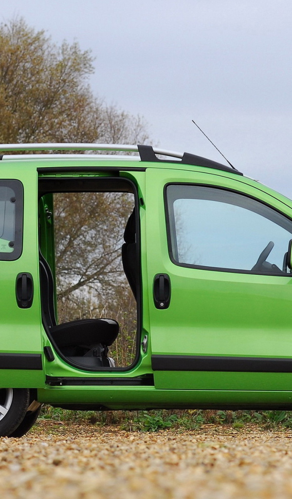 Фиат Фиорино с открытыми дверьми