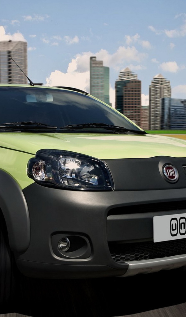 Фиат Уно в движении