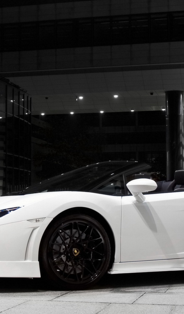 Ламборджини Галардо GT 600 в белом цвете