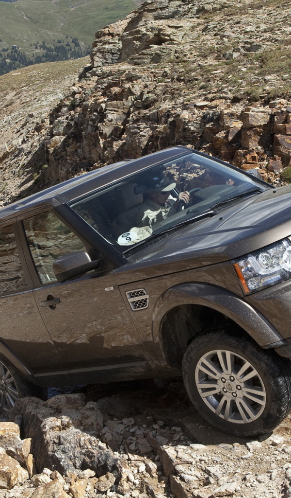 Ленд Ровер в горах