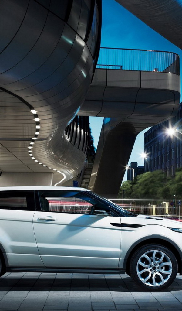 Новый кроссовер от Рэндж Ровер